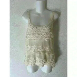 Zara Trafaluc crochet lace tank top in Beige size Small